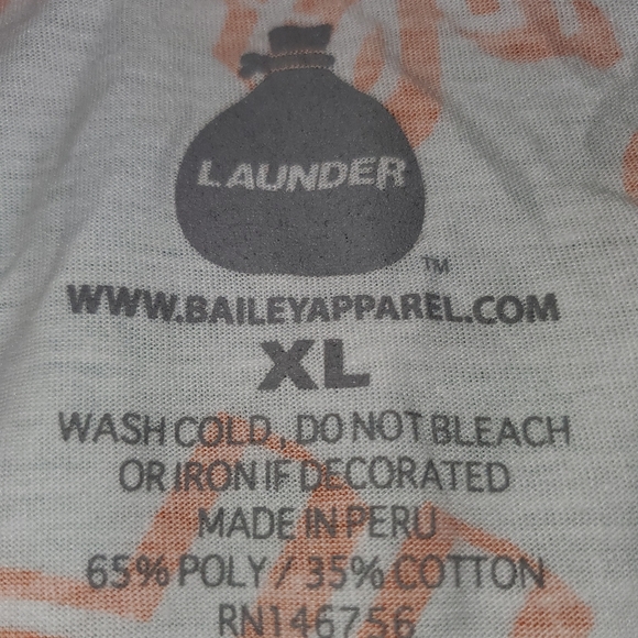 Launder Hustle bear t shirt - Picture 3 of 3